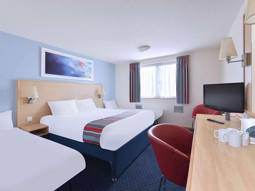 Travelodge Swansea Central Zimmer foto